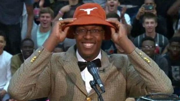myles-turner-texas-commit.jpg